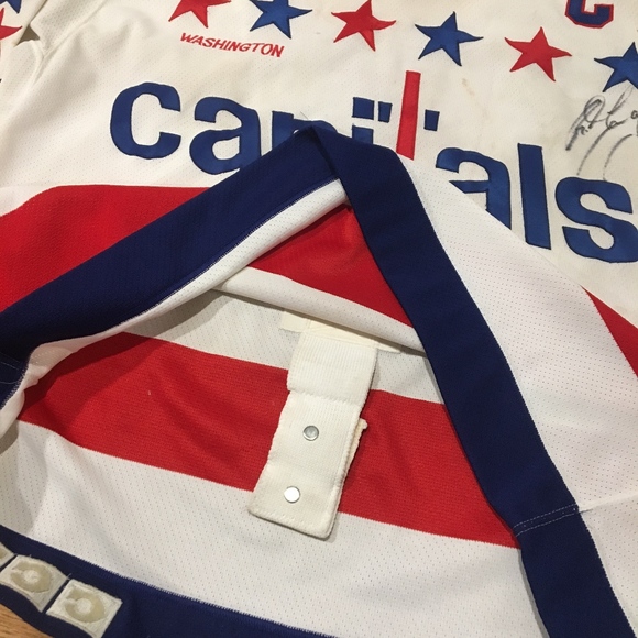 Vntg Washington Capitals Langway Signed Jersey - Picture 6 of 8